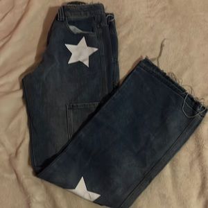 i’m selling these jeans, i don’t remember what brand i got them as a gift!